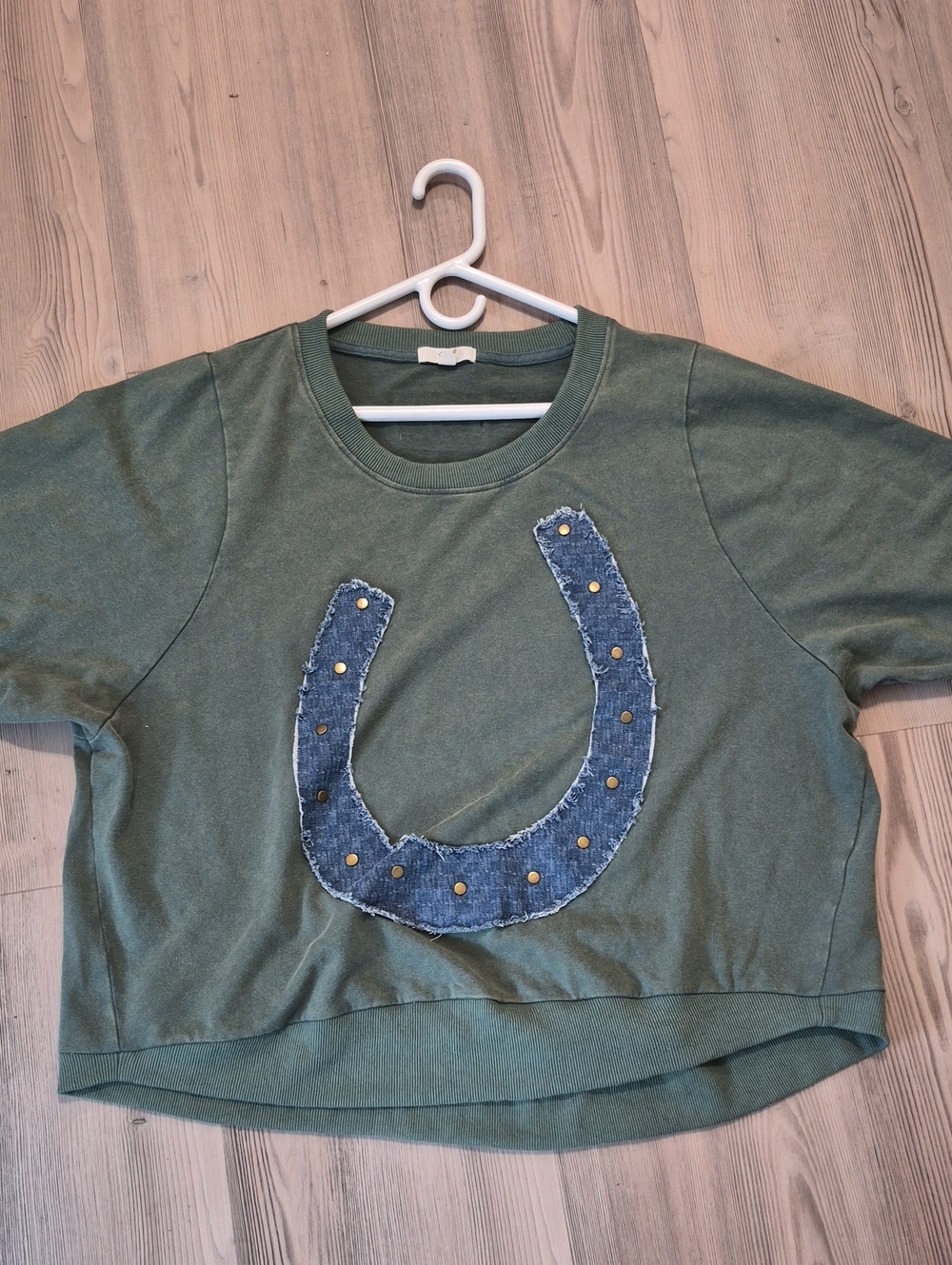 women's sweatshirt size s